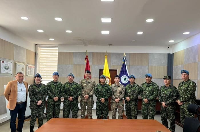 Delegación del Ejército de Francia visita el Centro de Misiones Internacionales y Acción Integral