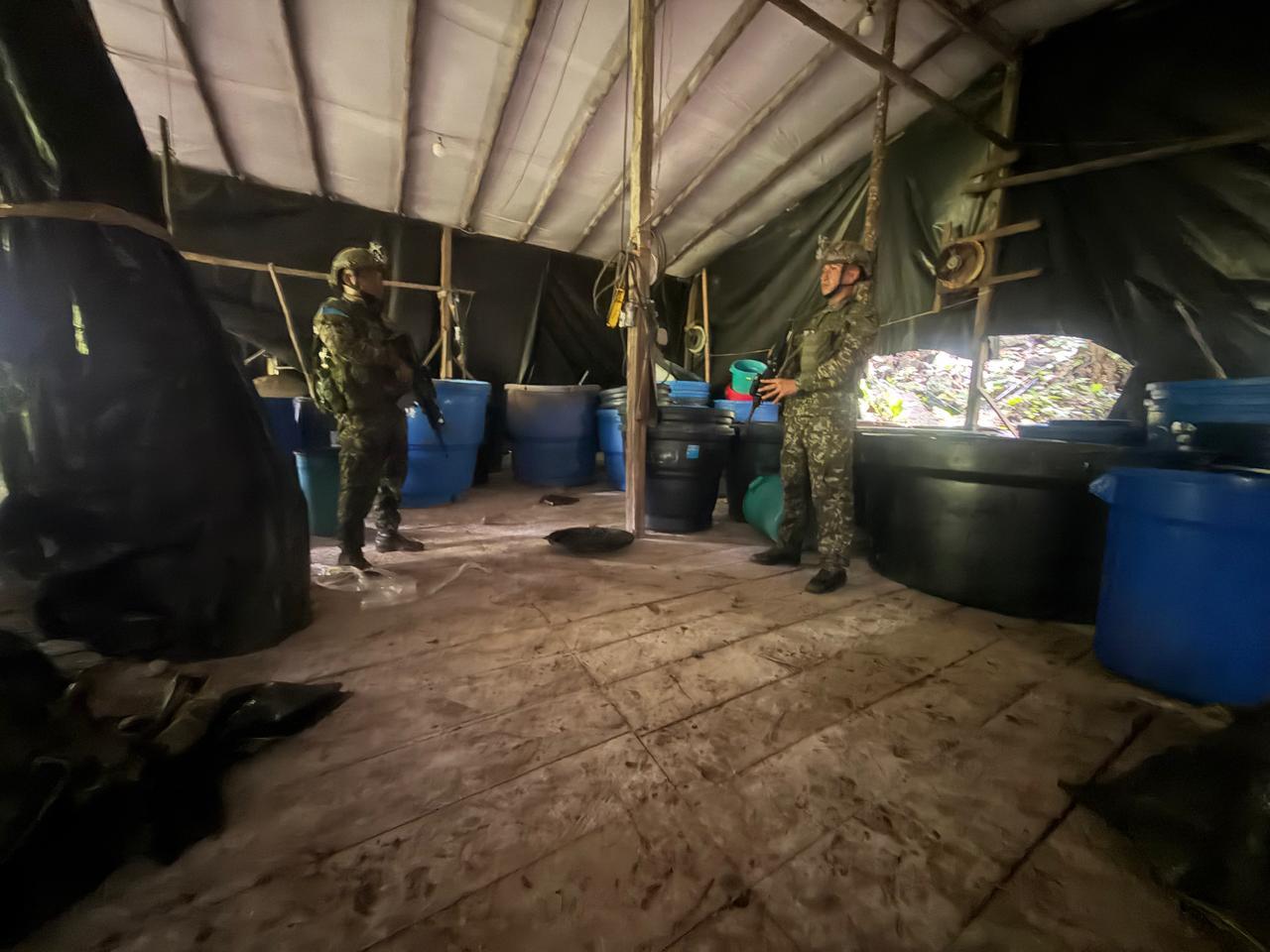 Cerca de tres toneladas de clorhidrato de cocaína fueron incautadas por el Ejército Nacional en Nariño