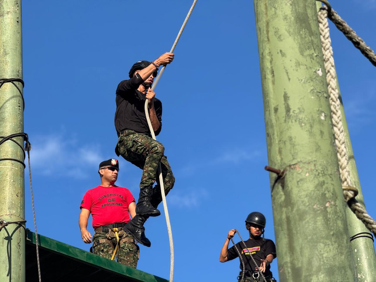 Competencia Sísifo: los militares más fuertes se pusieron a prueba en resistencia, estrategia y trabajo en equipo