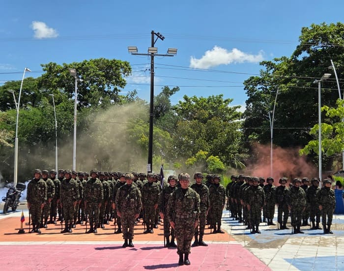 For the first time, 768 young people took the oath of allegiance to the flag in public squares in Santander and southern Cesar