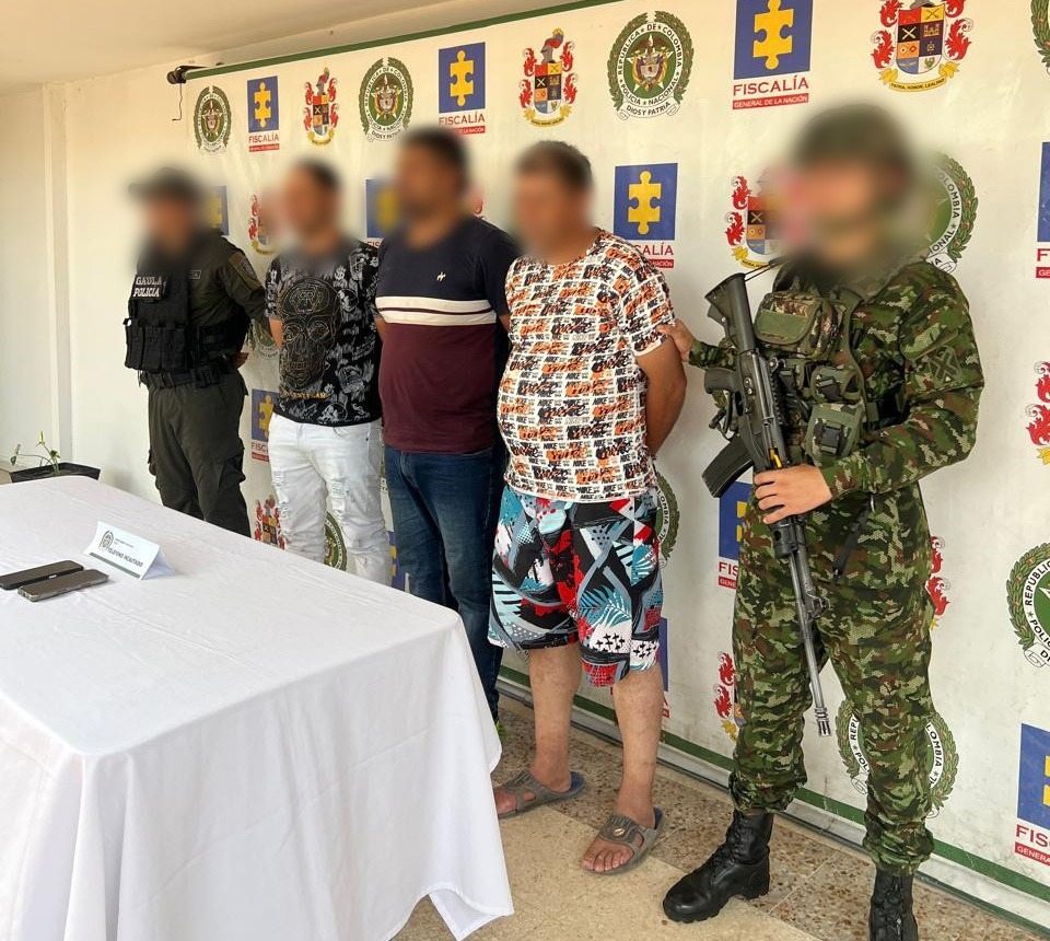 Ejército Nacional y Policía Nacional afectan la RAER del Frente Ismael Ruiz