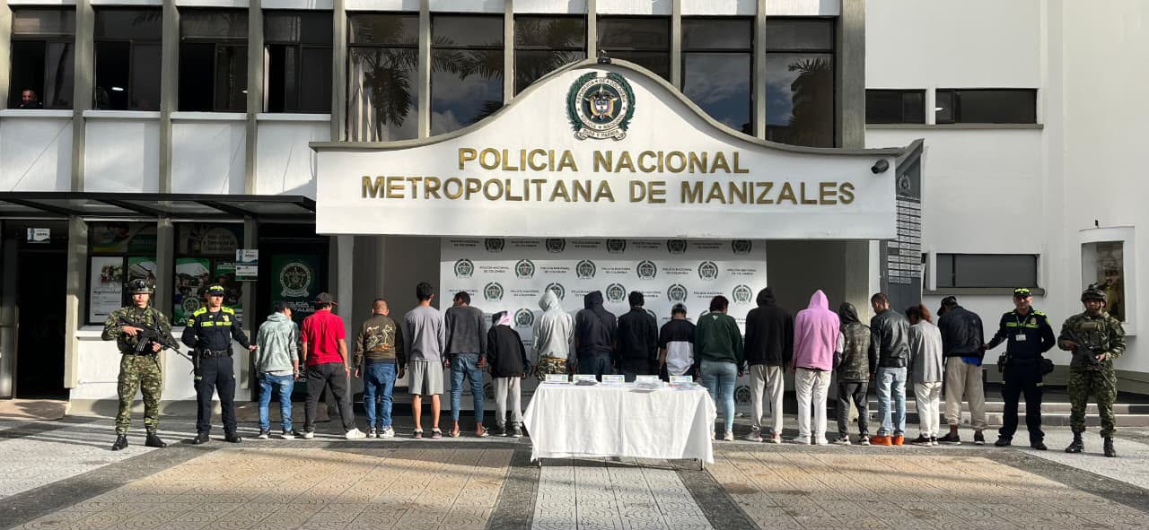 Ejército Nacional y Policía capturan a 19 personas por presunto tráfico de estupefacientes en Manizales, Caldas