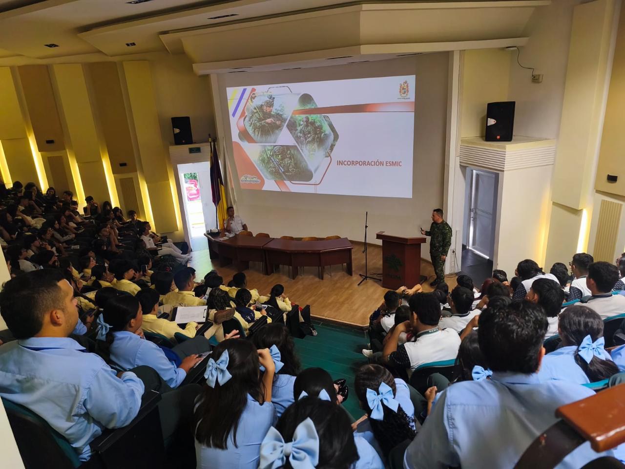 Construyendo proyectos de vida desde la formación y el servicio a Colombia