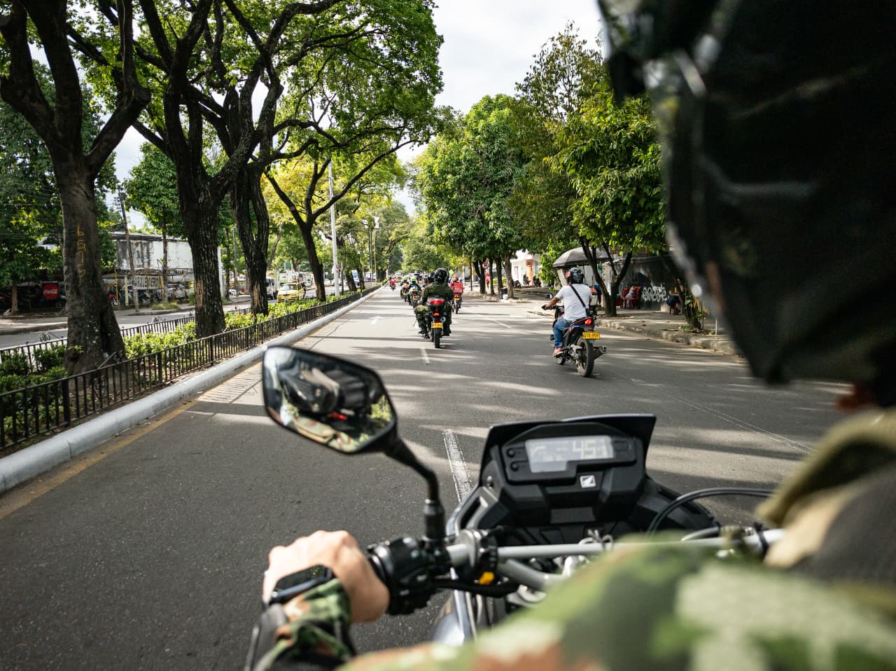 Ejército Nacional y Policía Nacional fortalecen la seguridad durante el 65.º Festival del Bambuco en San Juan y San Pedro