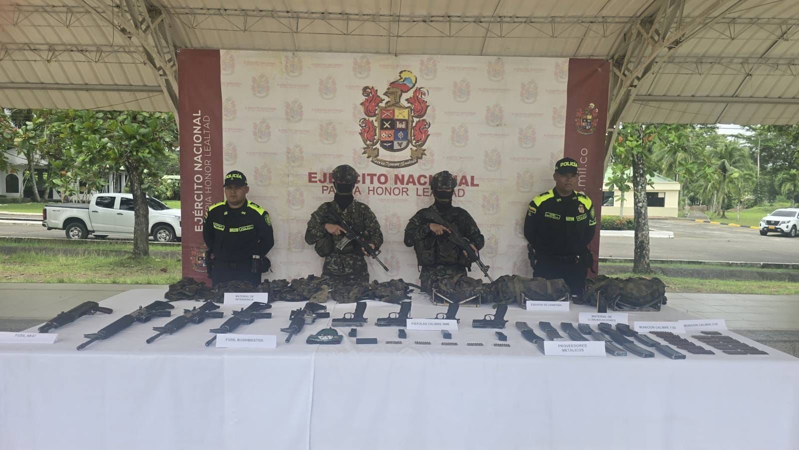 Ejército Nacional asestó contundente golpe al Cartel del Clan del Golfo con la ubicación de un depósito ilegal con material de guerra en el Urabá antioqueño