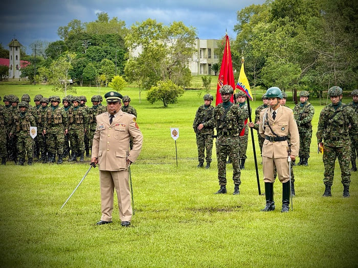 La Fuerza de Despliegue Rápido N.º 11 fortalece su liderazgo con nuevo comandante