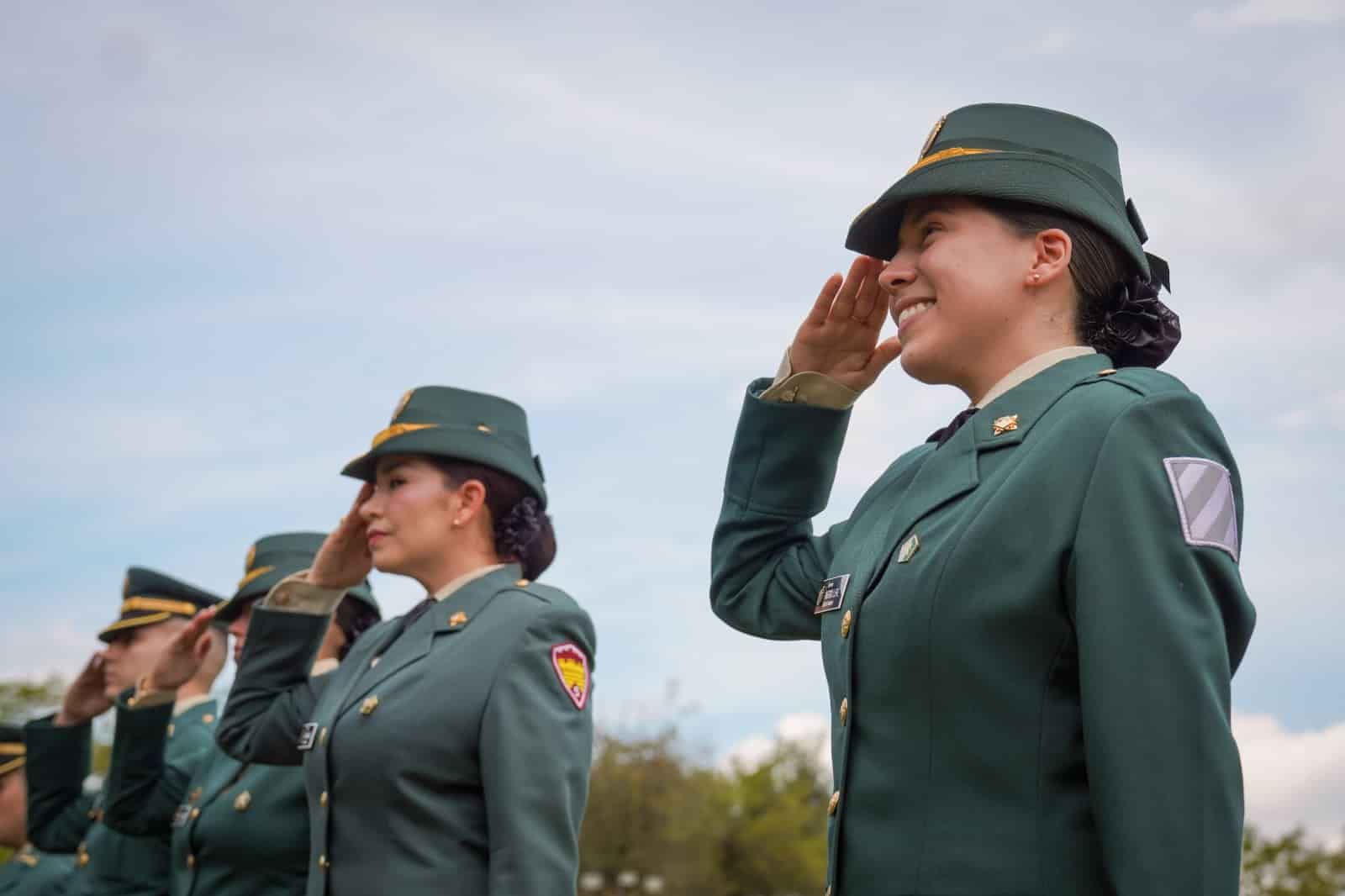 20 oficiales ascendieron al grado inmediatamente superior en ceremonia militar presidida por la Quinta Brigada