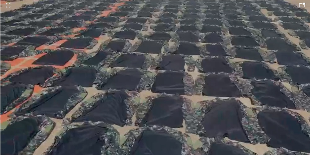 Ejército Nacional y Policía incautan 475 buzos militares que, al parecer, serían destinados a grupos armados organizados ilegales en Casanare