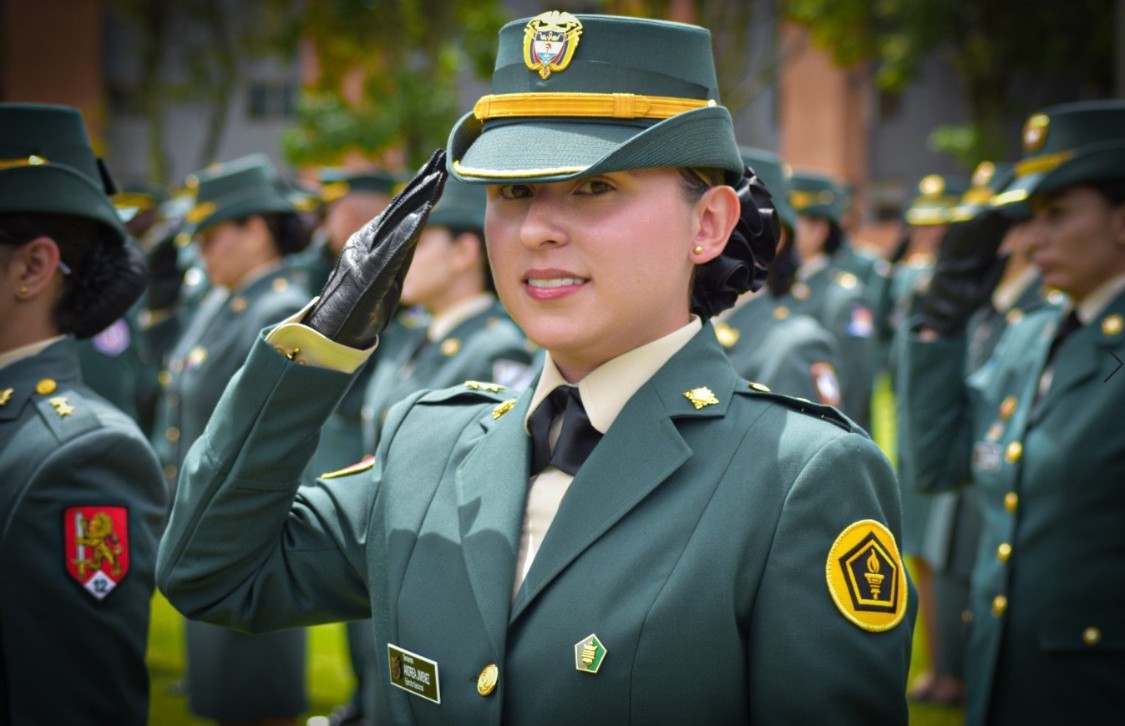 990 oficiales del Ejército Nacional ascienden al grado inmediatamente superior y fortalecen el liderazgo institucional
