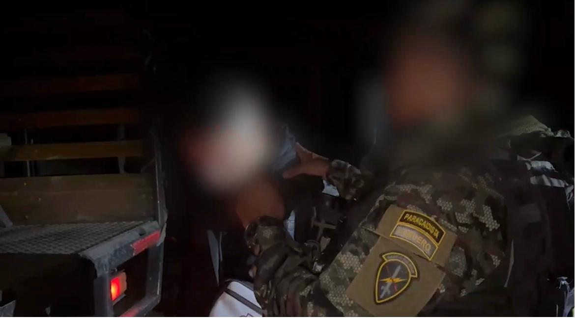 Durante operación contra la extorsión en Gigante, Gaula Militar Huila captura a un hombre con arma traumática modificada