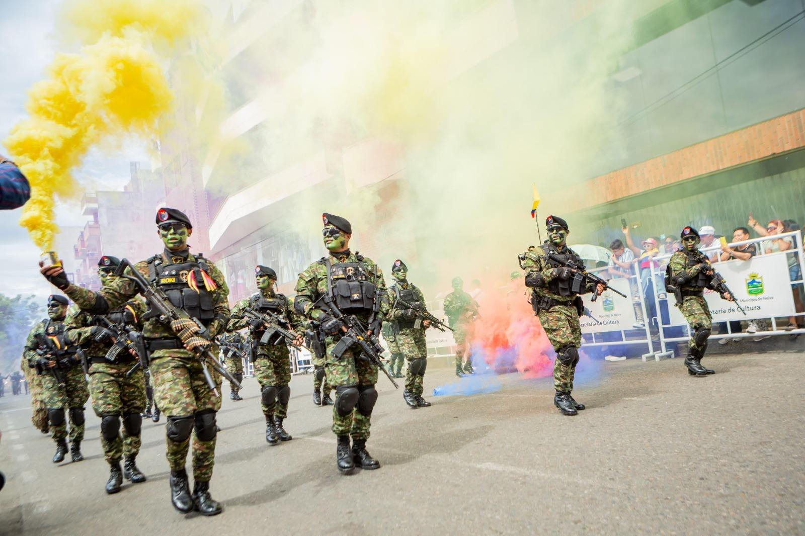 Todo listo para el desfile del 20 de Julio en Neiva
