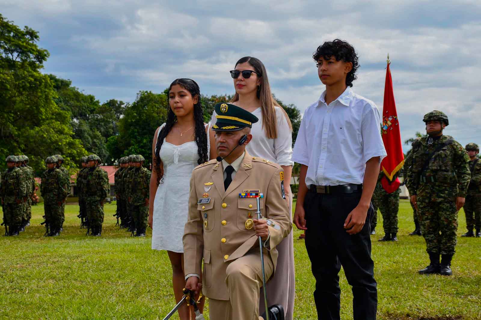 El Ejército Nacional fortalece en el Meta el liderazgo operacional con la transmisión de mando del Batallón de Artillería de Campaña N.° 7
