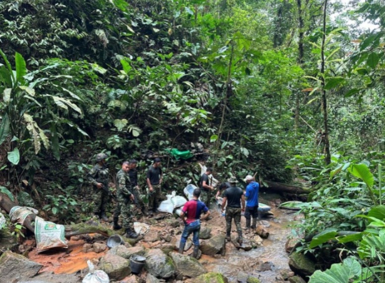 Donde el agua abre caminos al desarrollo, el Ejército Nacional construye confianza y bienestar en el Caquetá