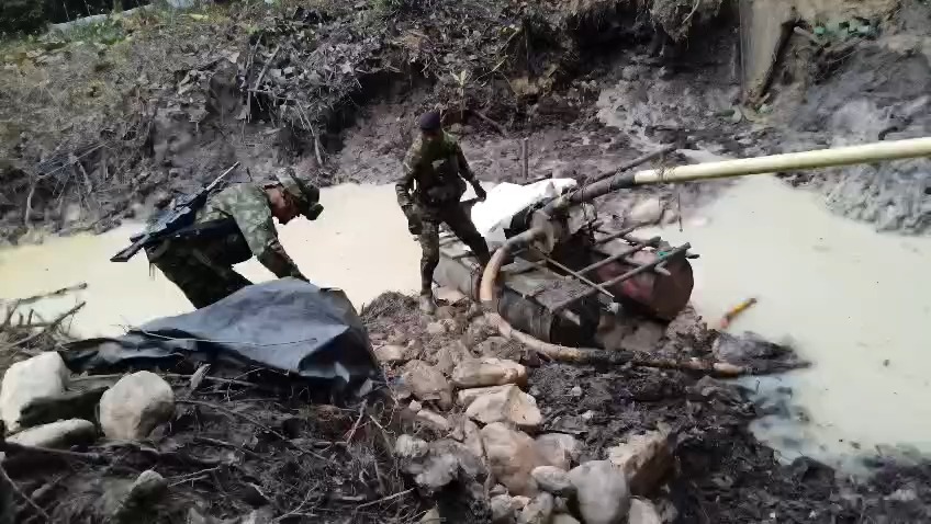 Ejército Nacional interviene dos unidades de minería ilegal en Putumayo y afecta economías ilícitas por más de 990 millones de pesos mensuales