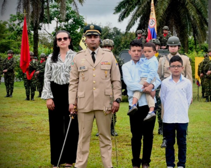 En el Fuerte Militar Larandia, la Décima Segunda Brigada realizó la transmisión de mando del Grupo de Caballería Mediano N.° 12