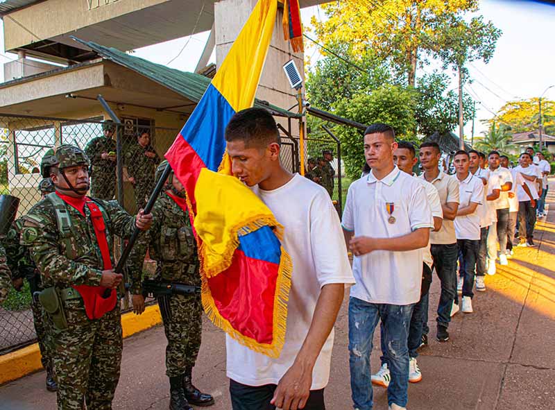 Con orgullo, la Vigésima Segunda Brigada de Selva licenció a soldados que cumplieron su servicio militar en el Guaviare