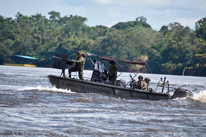 Soldados de la Trigésima Primera Brigada de Selva fortalecen la seguridad en los ríos del Vaupés