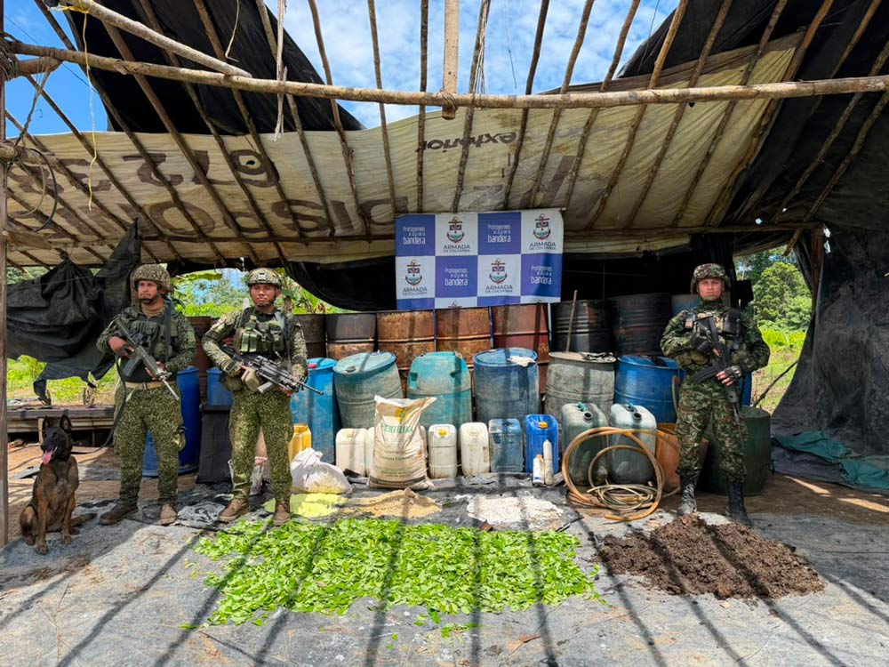 Ejército destruye mega laboratorio para el procesamiento de pasta base de coca en el Vichada