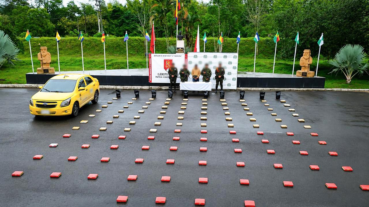 Ejército Nacional debilita las finanzas del narcotráfico con la incautación de 131 kilogramos de marihuana en el Huila