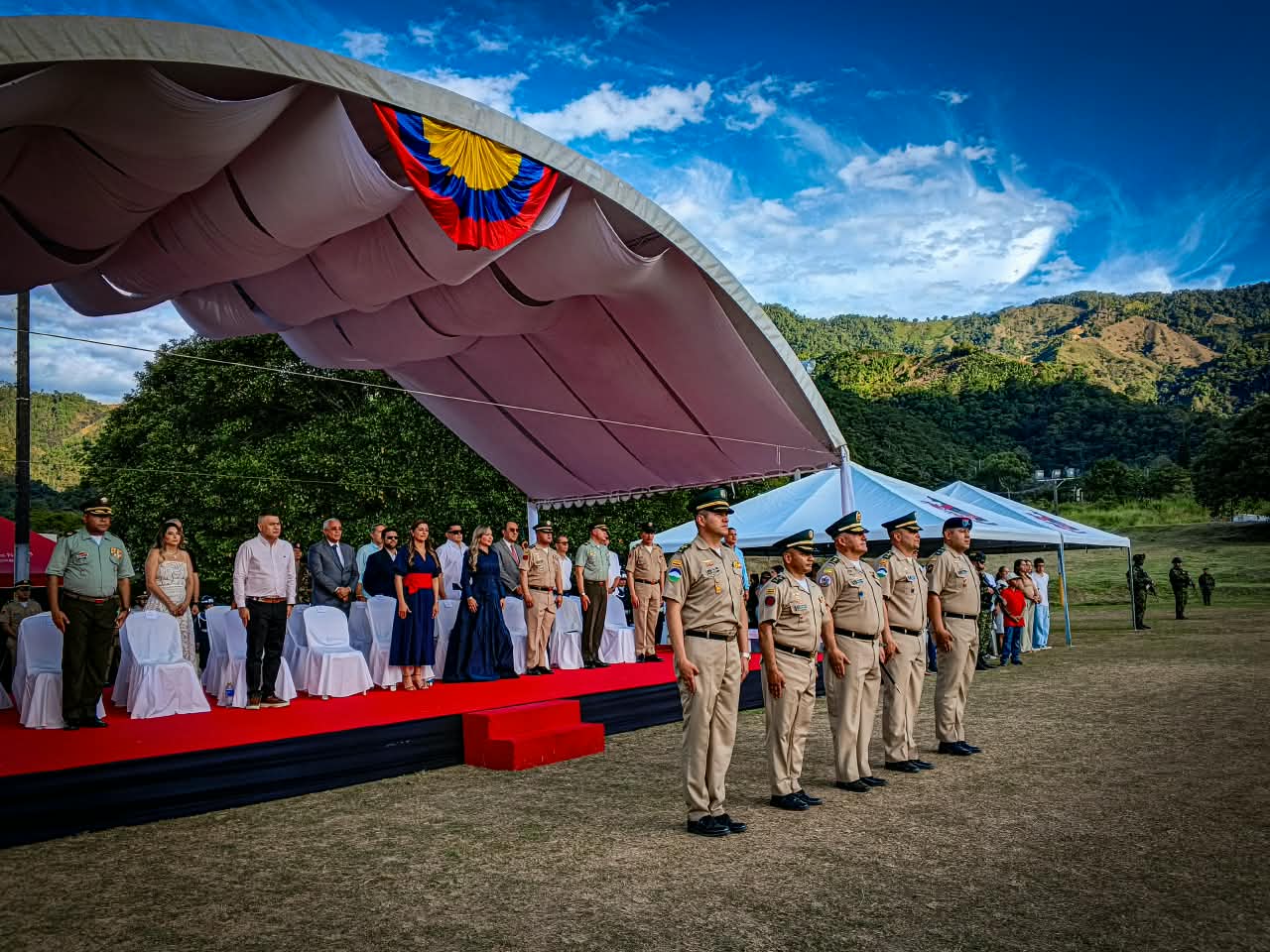 El Ejército Nacional conmemoró 216 años, con homenaje a los soldados de la Sexta Brigada en el Tolima