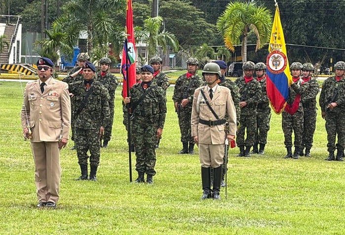 La transmisión de mando del Batallón de Infantería Aerotransportado N.° 20 General Serviez se destaca por el compromiso y liderazgo al servicio del Meta