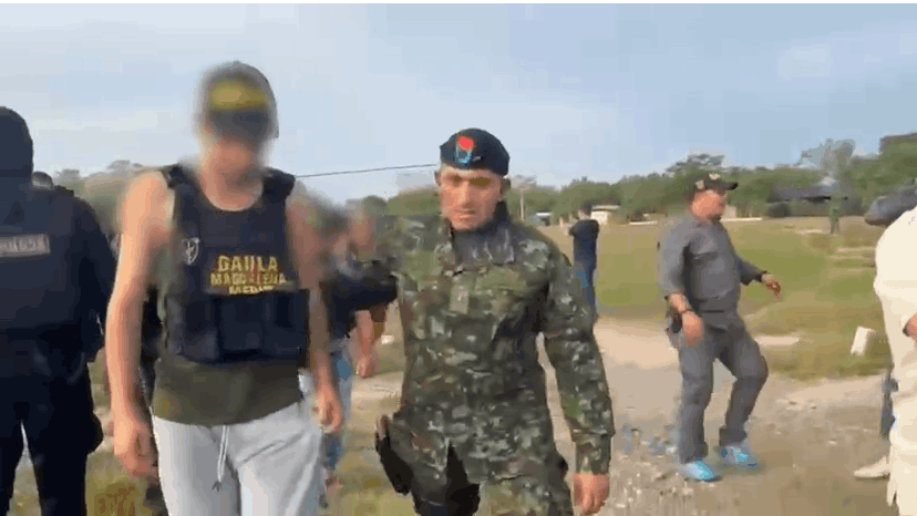 FUERZA PÚBLICA RESCATA A OCHO CIUDADANOS SECUESTRADOS POR LOS GRUPOS TERRORISTAS EN EL CATATUMBO