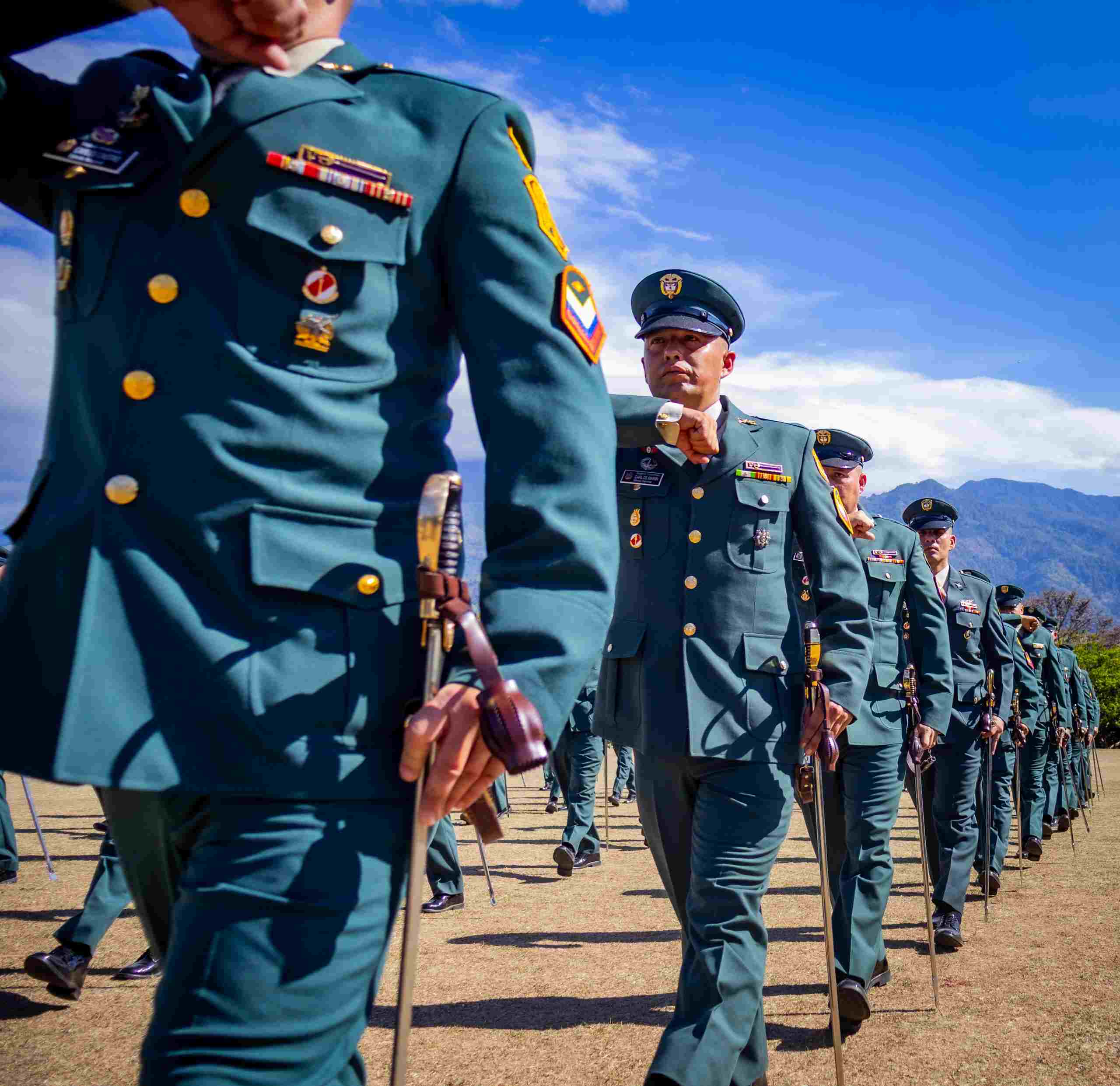 99 suboficiales de la Quinta División ascendieron en el Cantón Militar Jaime Rooke