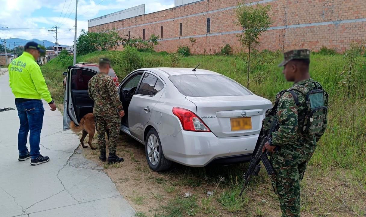 Unidos más seguros: Ejército Nacional y Policía recuperan en el Huila, tres vehículos hurtados