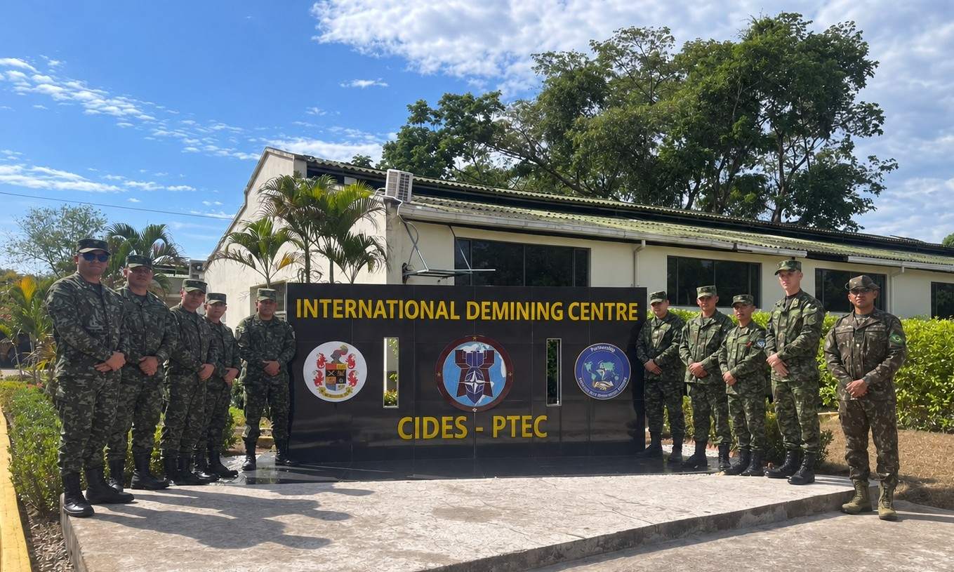 CIDES culmina con éxito Curso de Desminado Humanitario Internacional con participación del Ejército de Brasil